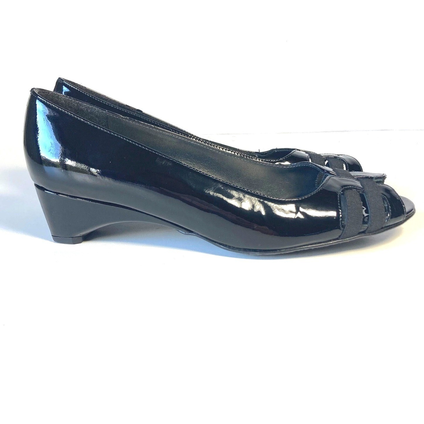 Stuart Weitzman Woven Patent Leather Peep Open Toe Wedge Heel Women 6.5 N Narrow